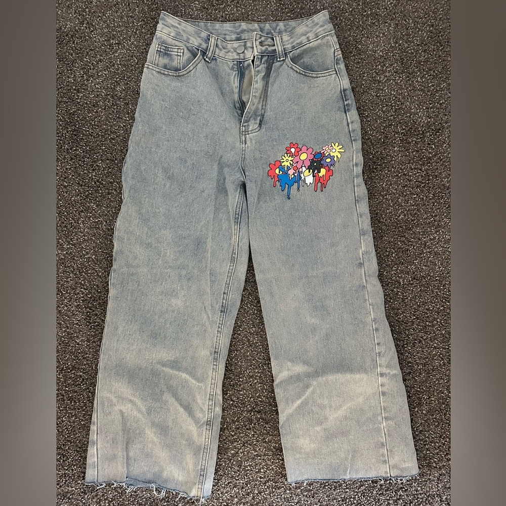 SHEIN Blue Straight Leg Jeans with Flower Design